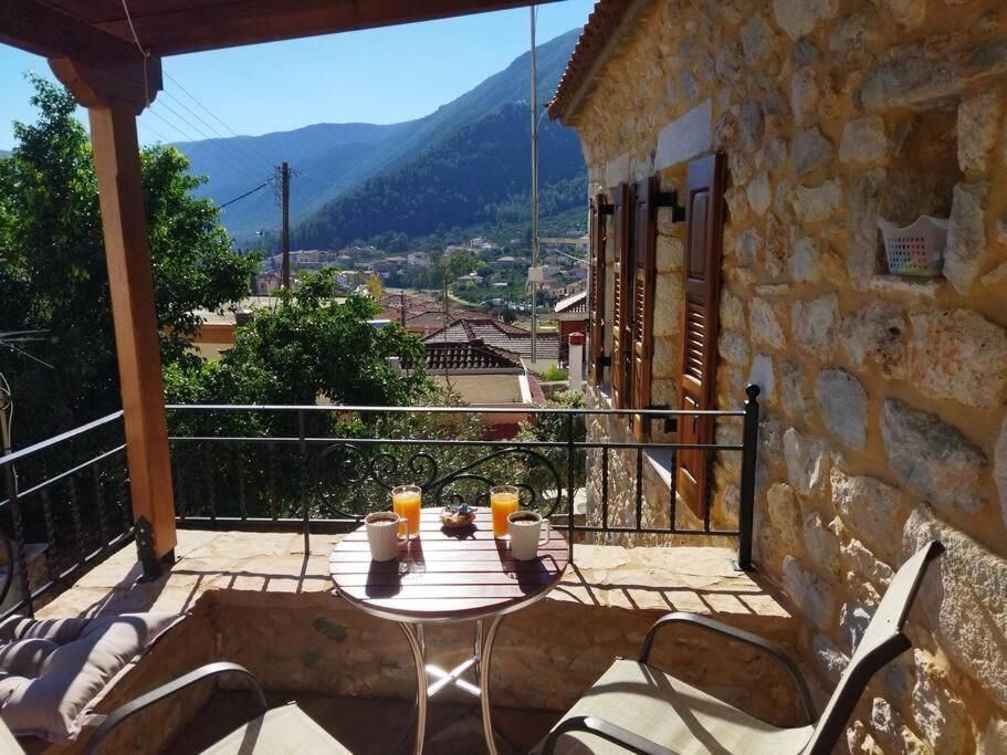Tsolakis Luxury House Villa Leonídion Exterior photo
