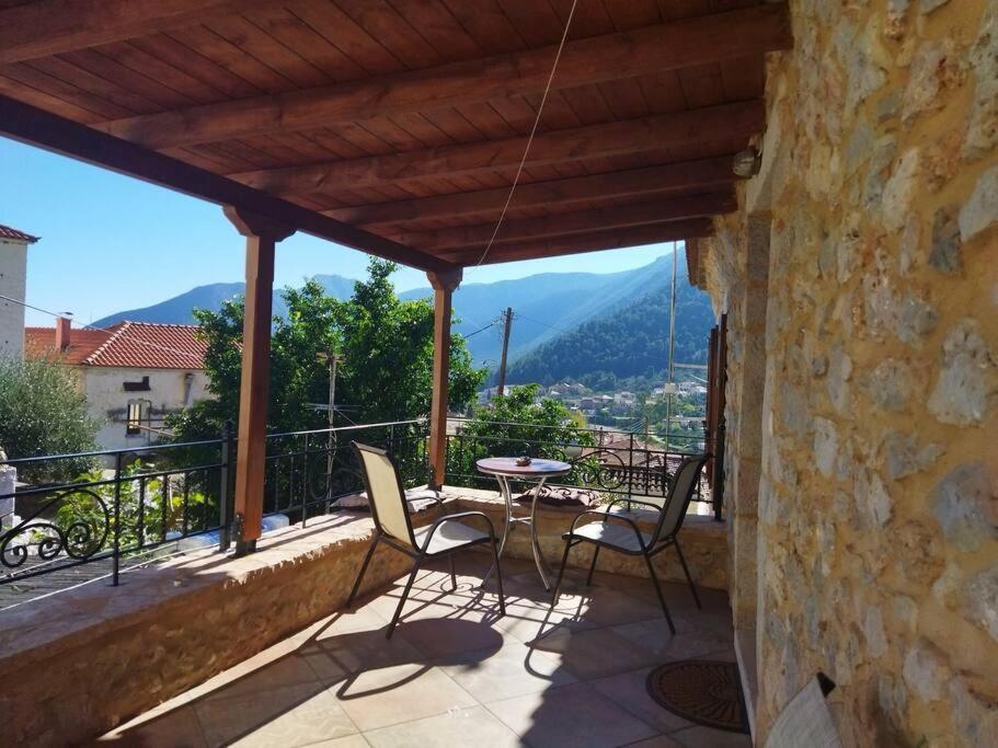 Tsolakis Luxury House Villa Leonídion Exterior photo